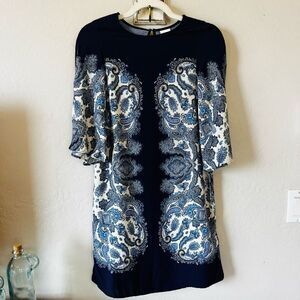 H&M Navy‎ blue and white dress shirt paisley print 3/4 bell sleeves strai…